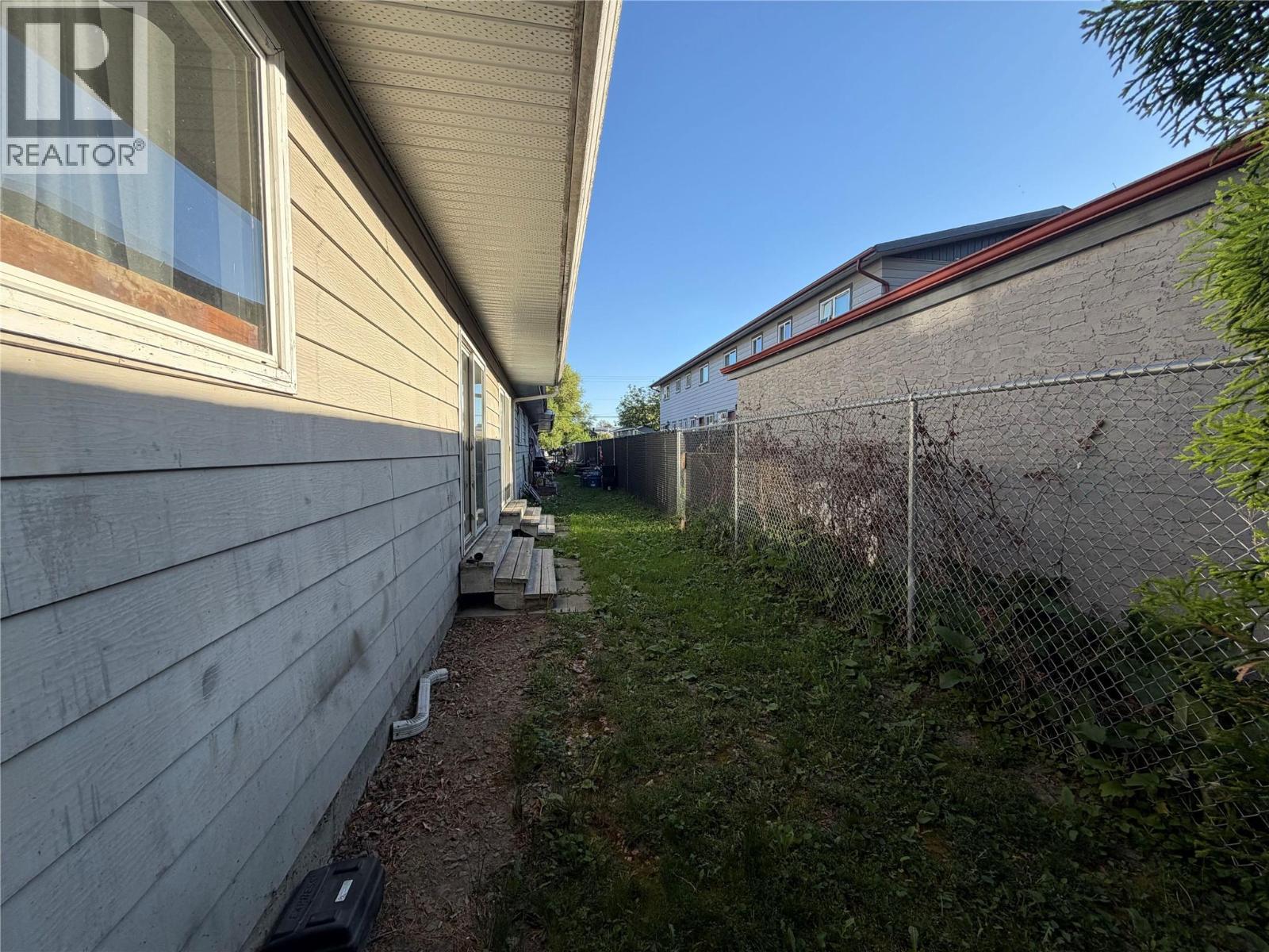 3710-3712 24 Avenue - 21