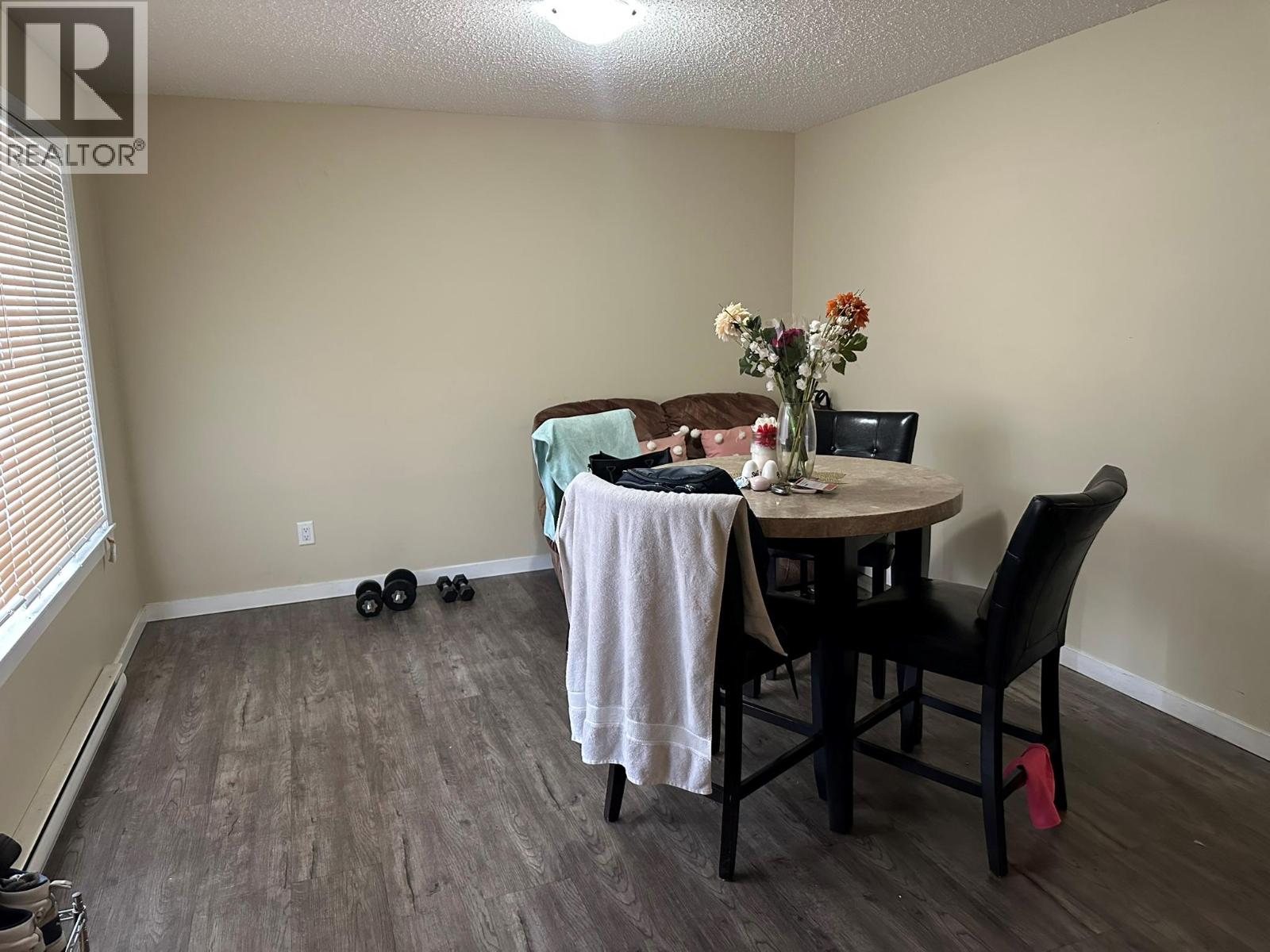 3710-3712 24 Avenue - 34