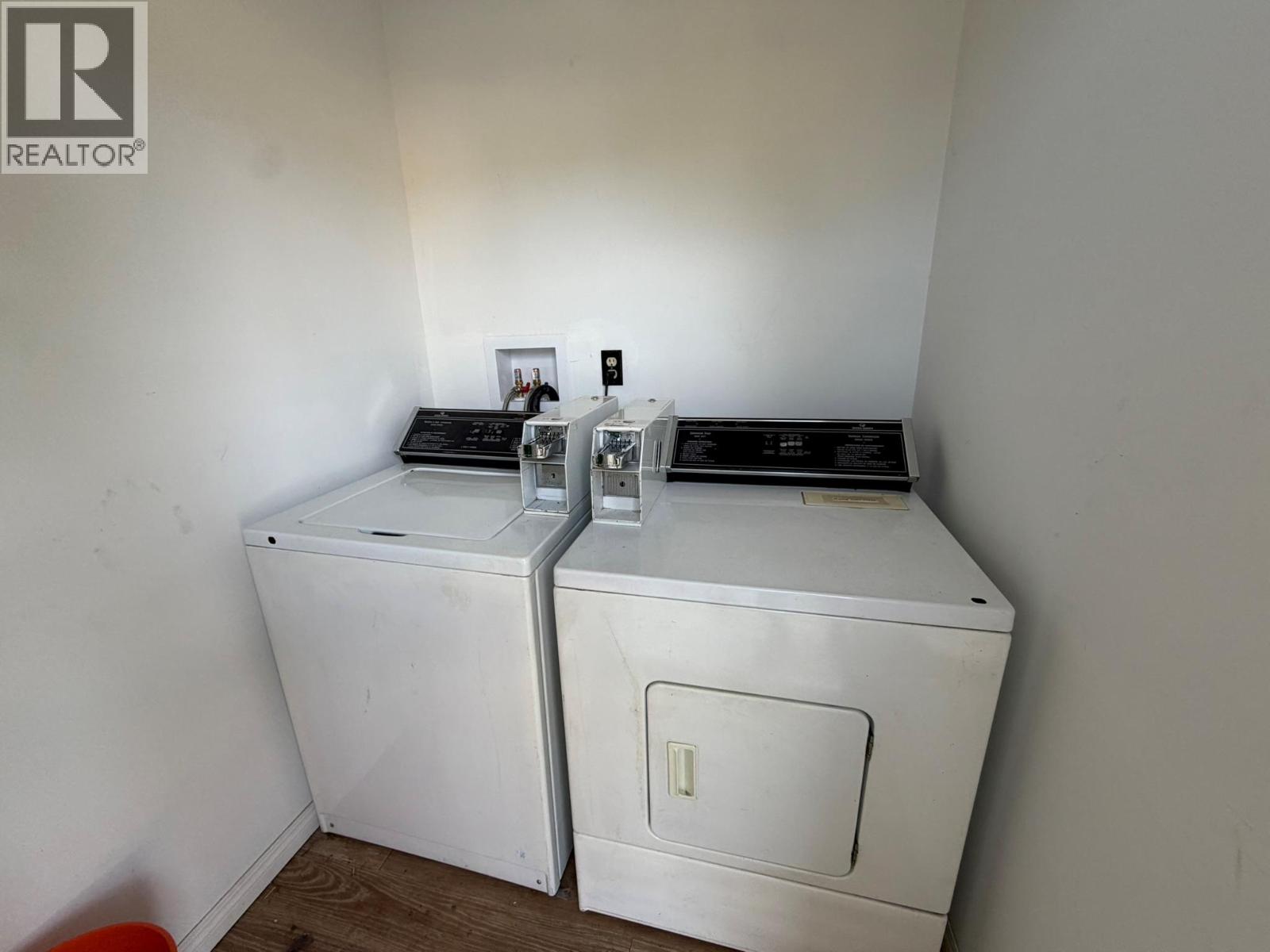 3710-3712 24 Avenue - 92