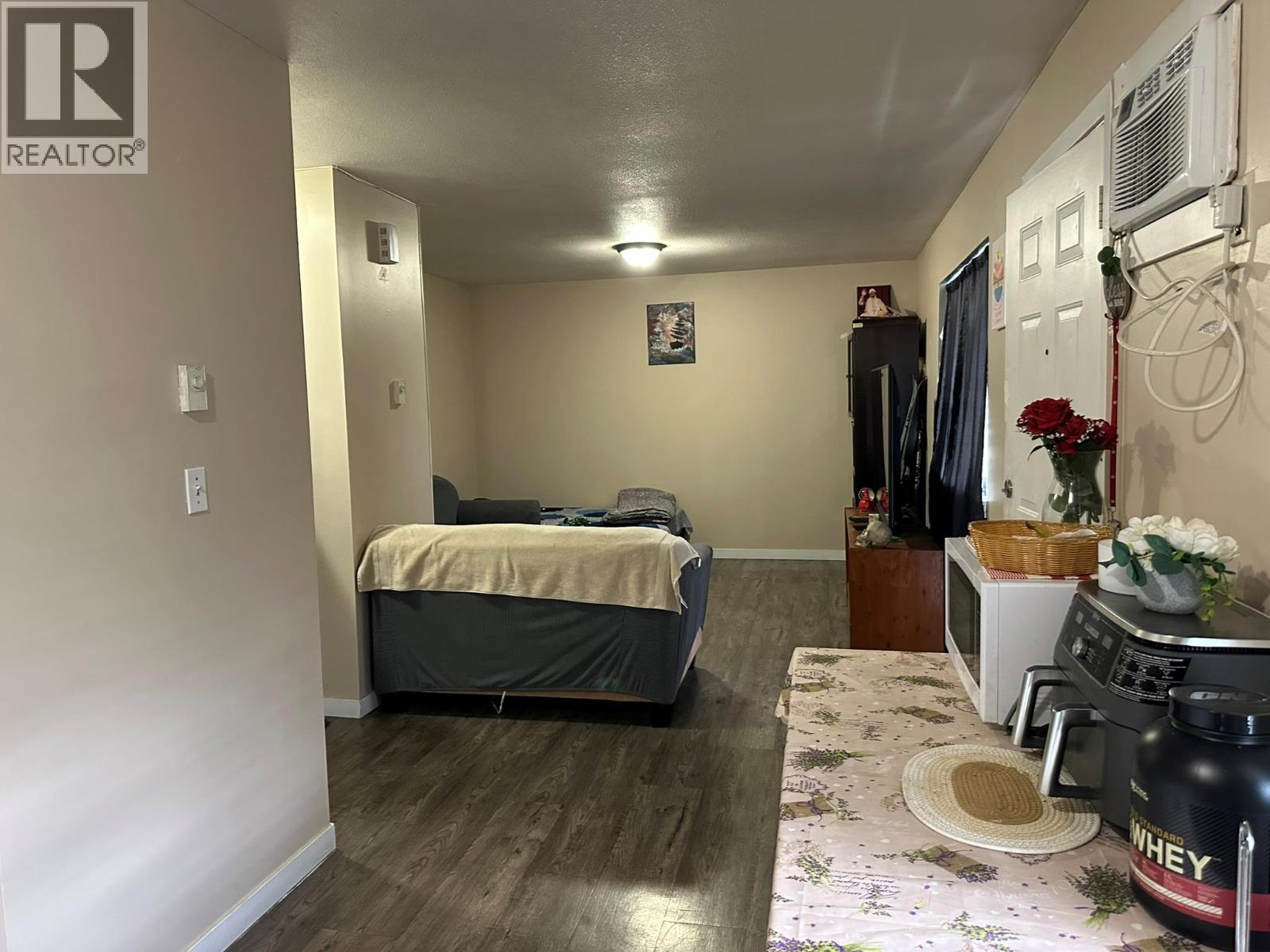 3710-3712 24 Avenue - Image 31