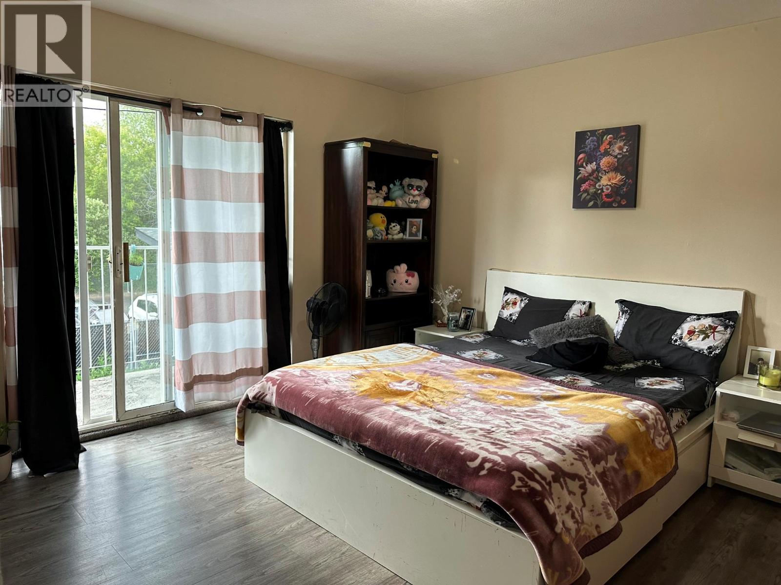 3710-3712 24 Avenue - 64