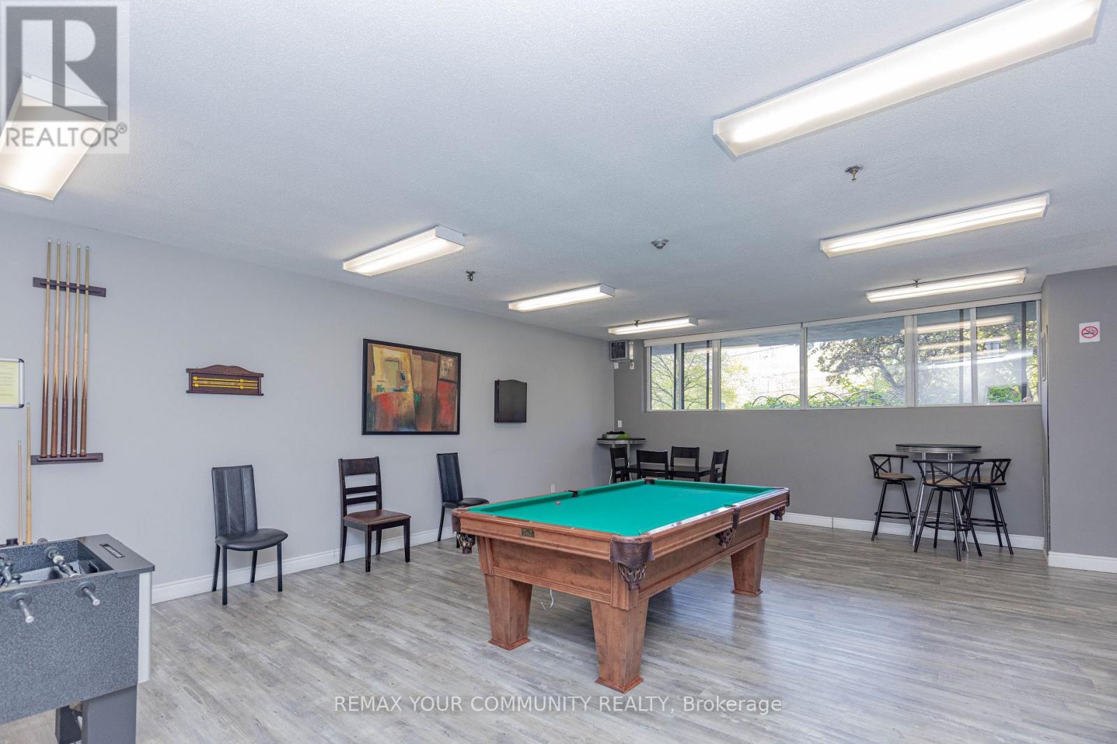 #708 85 EMMETT AVENUE - 19