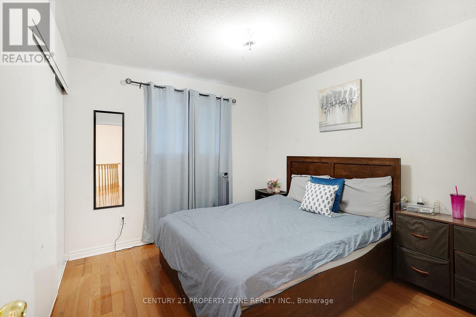 54 DWELLERS ROAD - 27