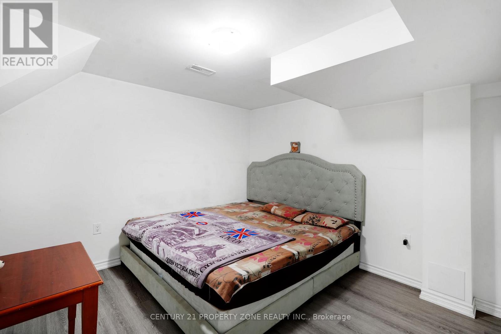 54 DWELLERS ROAD - 36