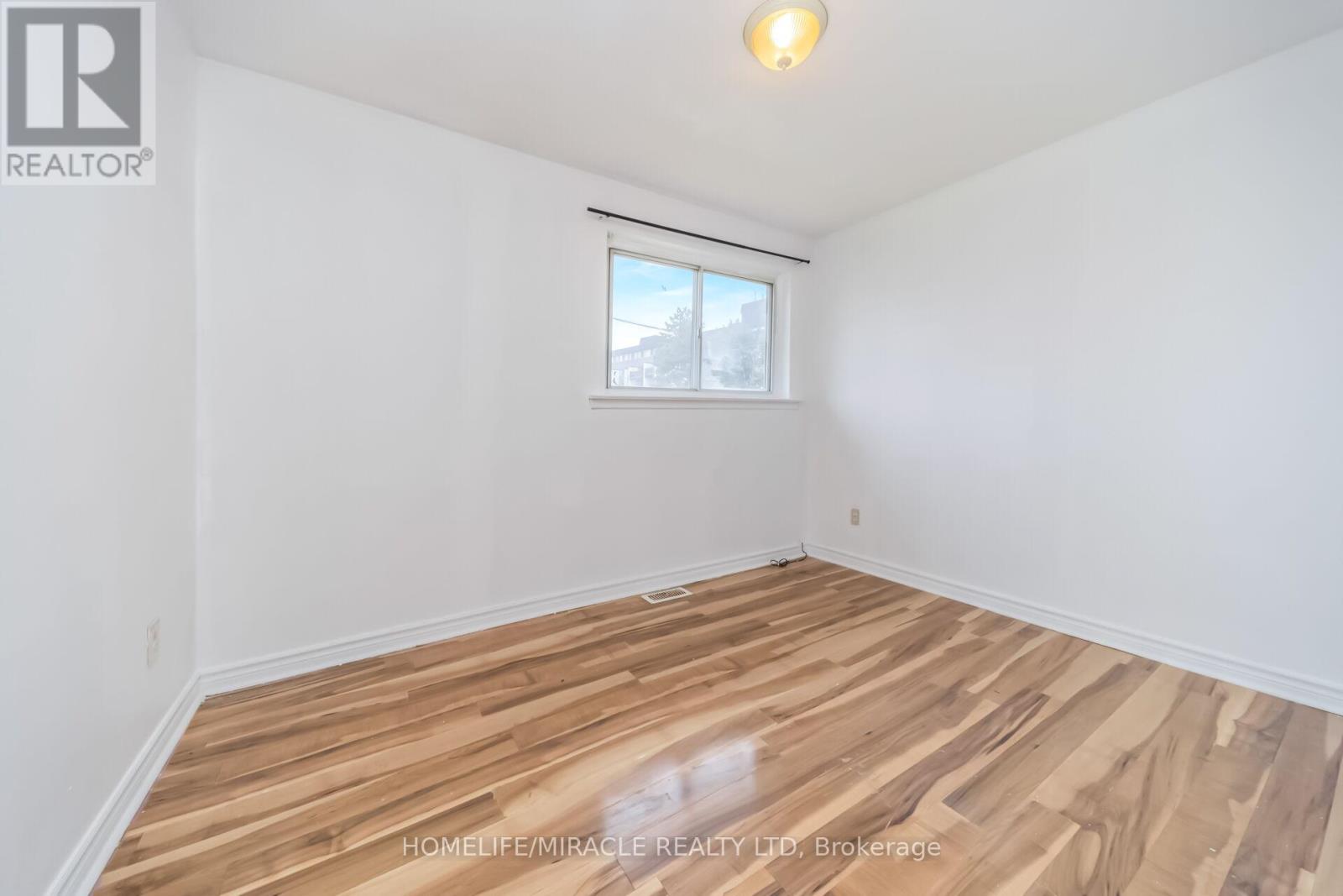 7187 DARCEL AVENUE - 24