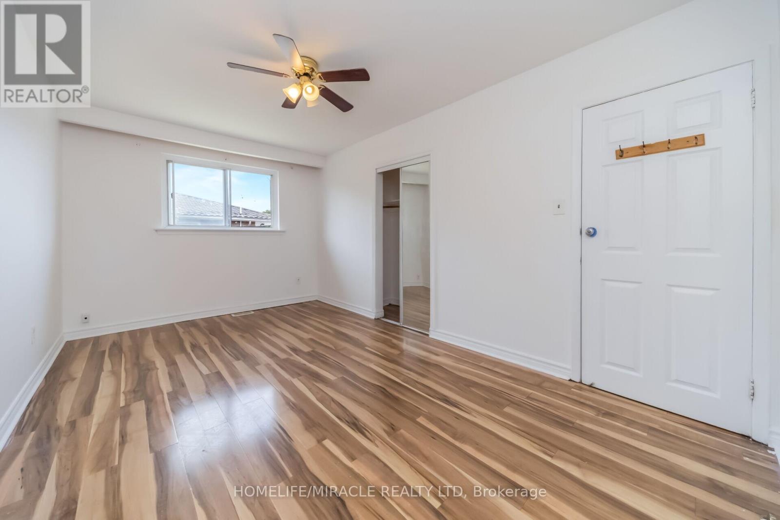 7187 DARCEL AVENUE - 27