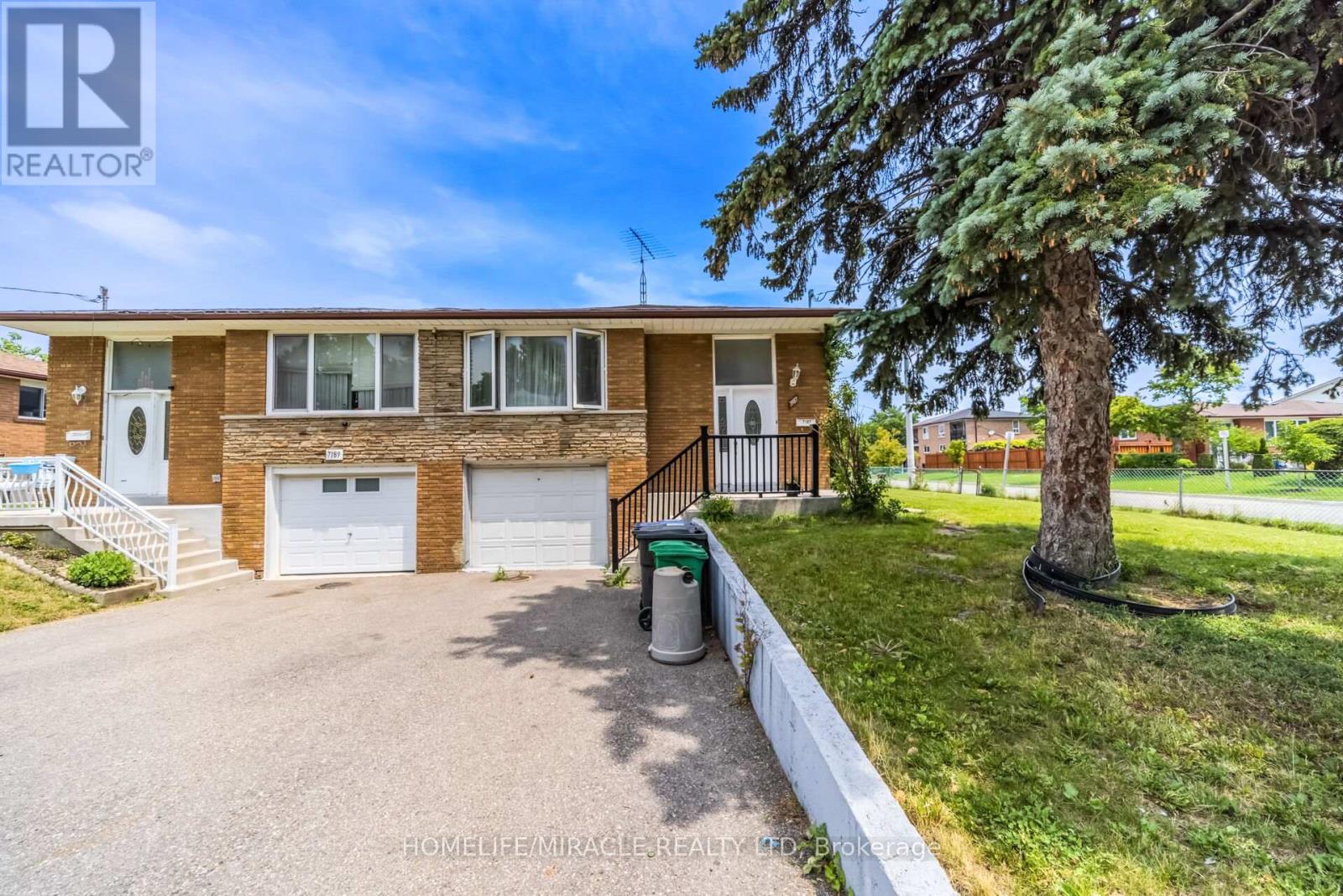 7187 DARCEL AVENUE - 4
