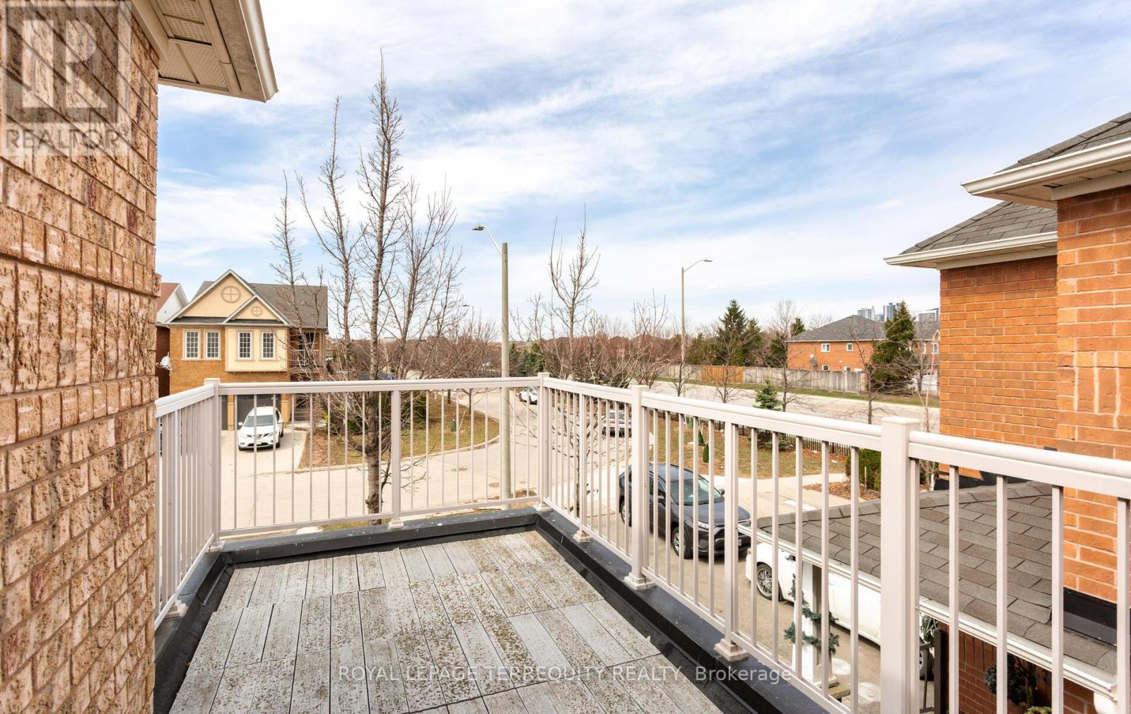 490 ORANGE WALK CRESCENT - 30