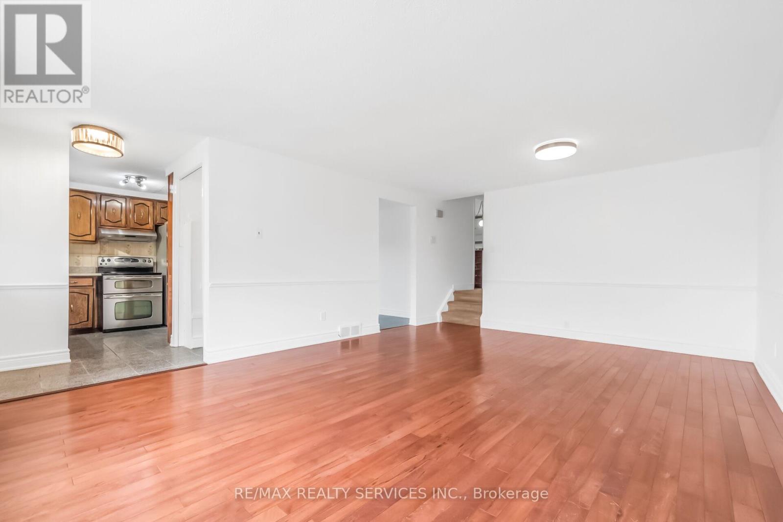 1259 ERNEST AVENUE - 10