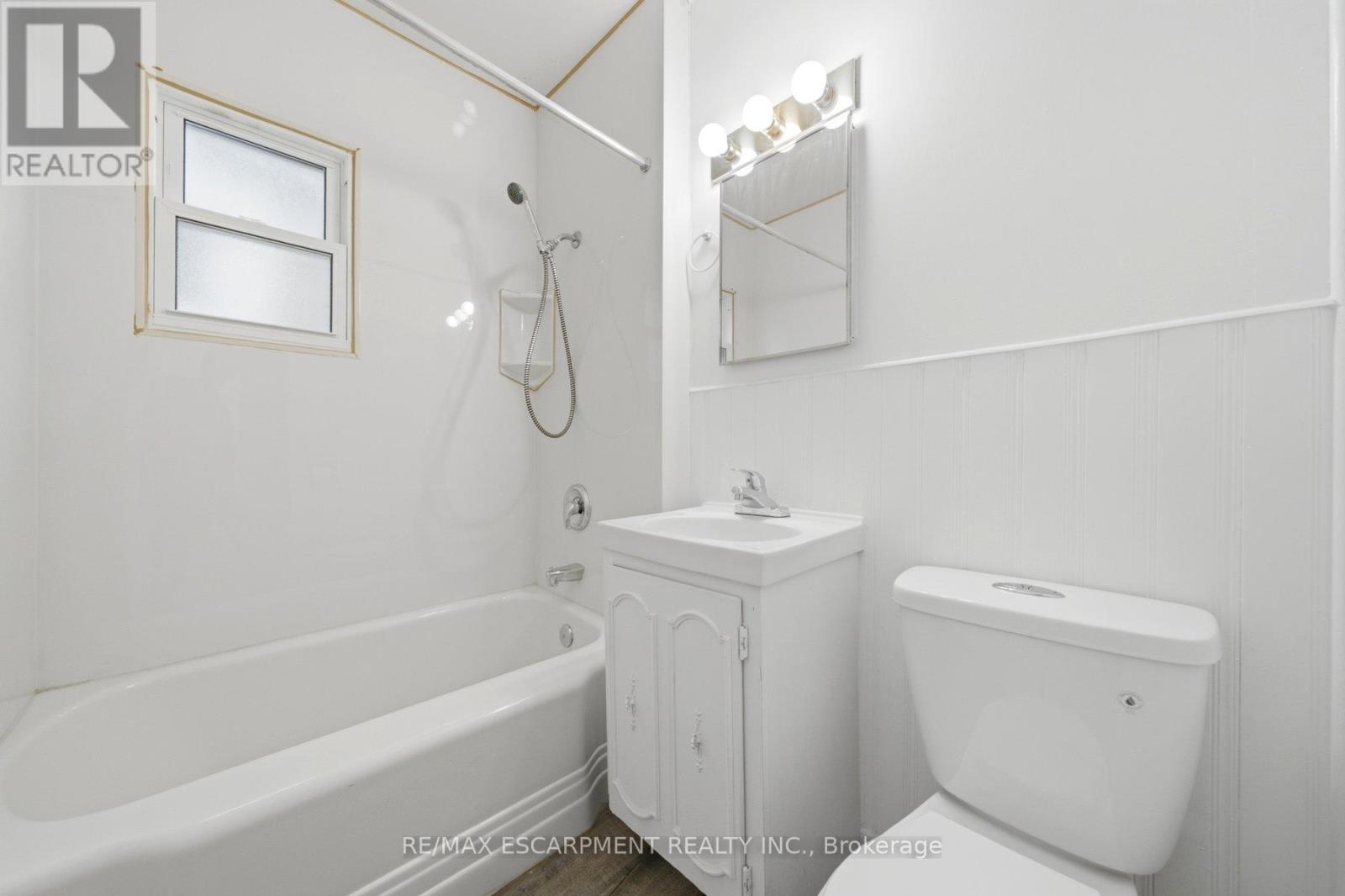 81 CAMBRIDGE AVENUE - 10