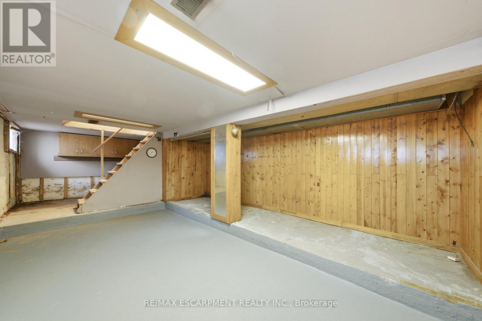 81 CAMBRIDGE AVENUE - 18