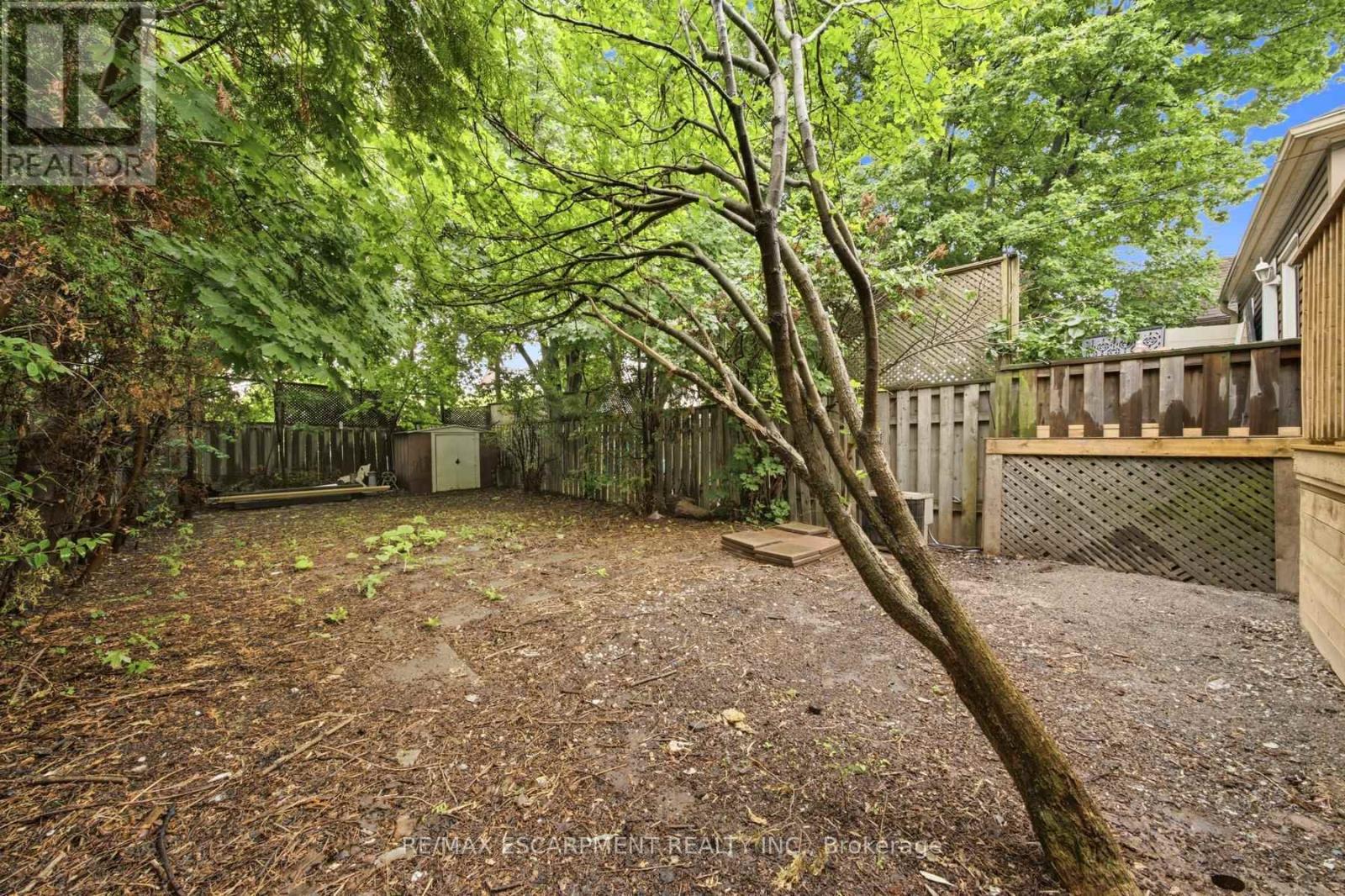 81 CAMBRIDGE AVENUE - 21