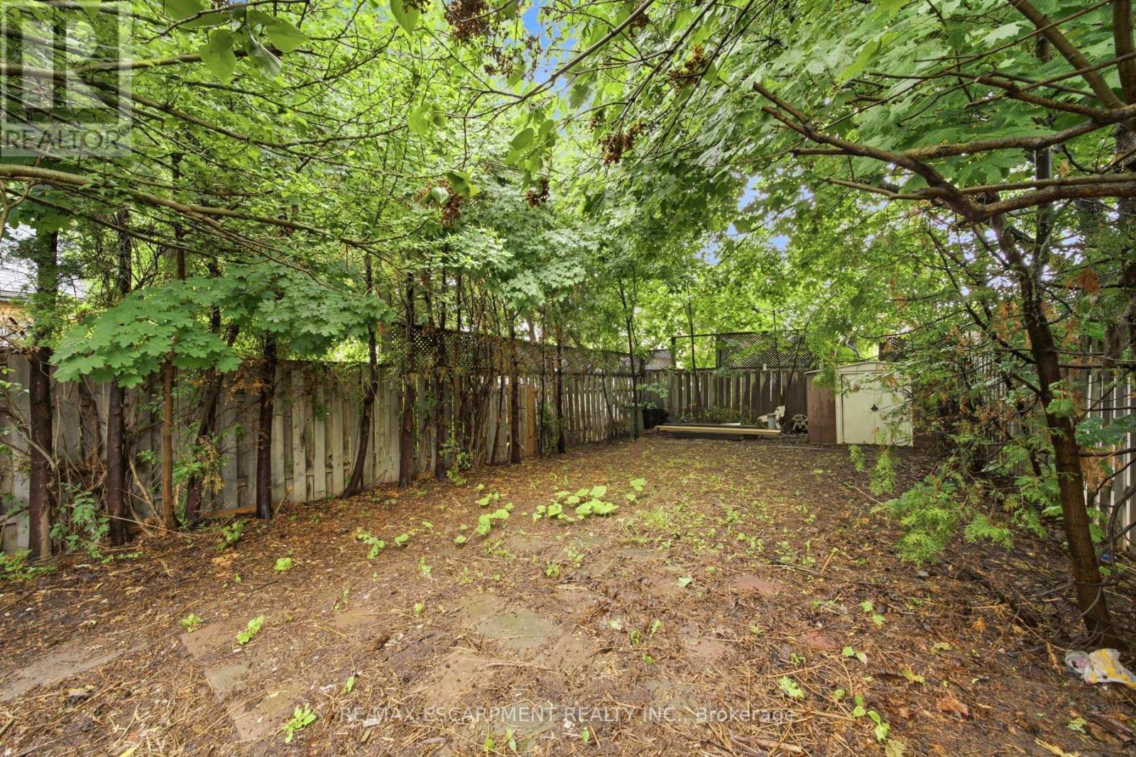 81 CAMBRIDGE AVENUE - 22