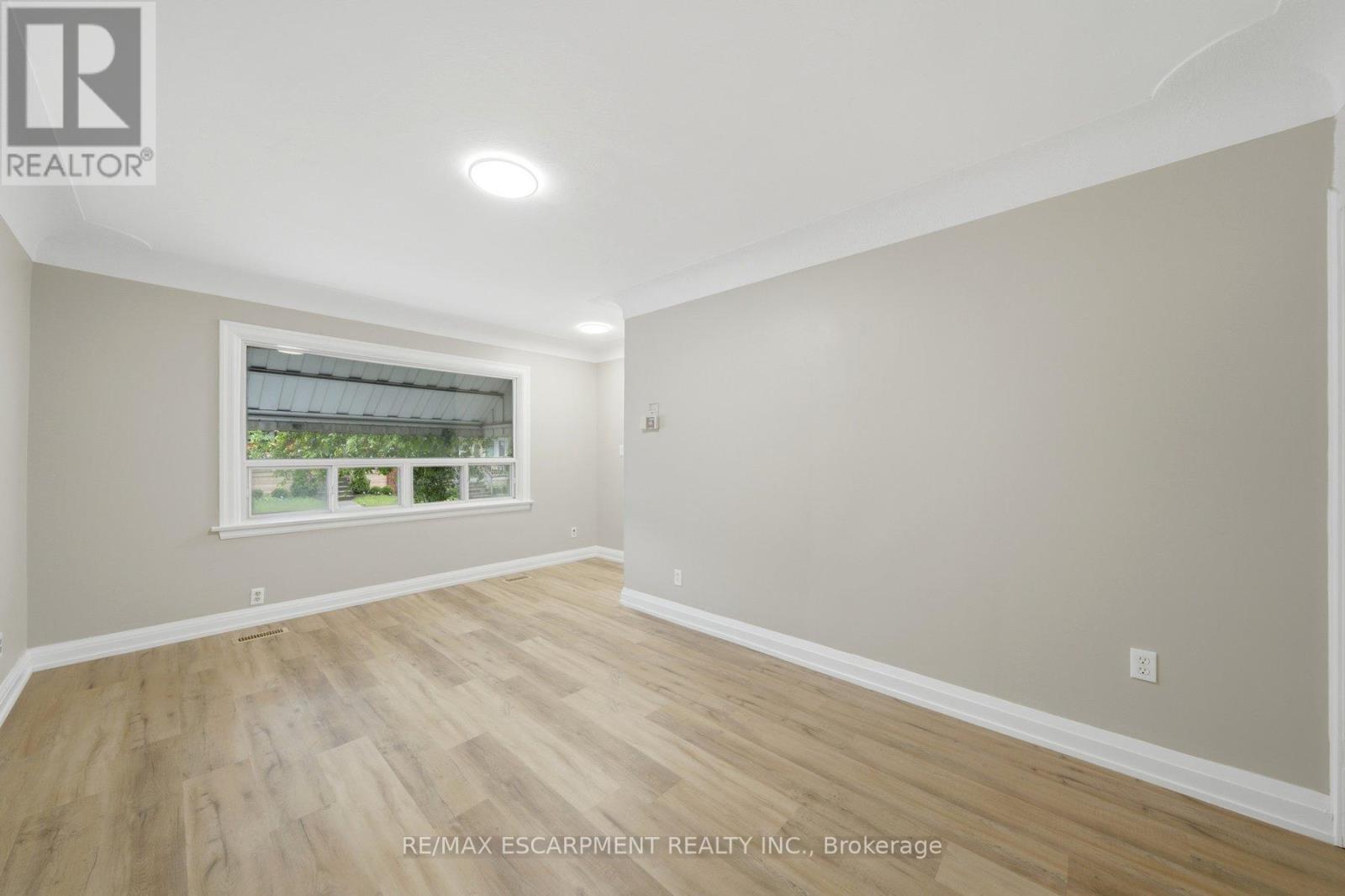 81 CAMBRIDGE AVENUE - 5