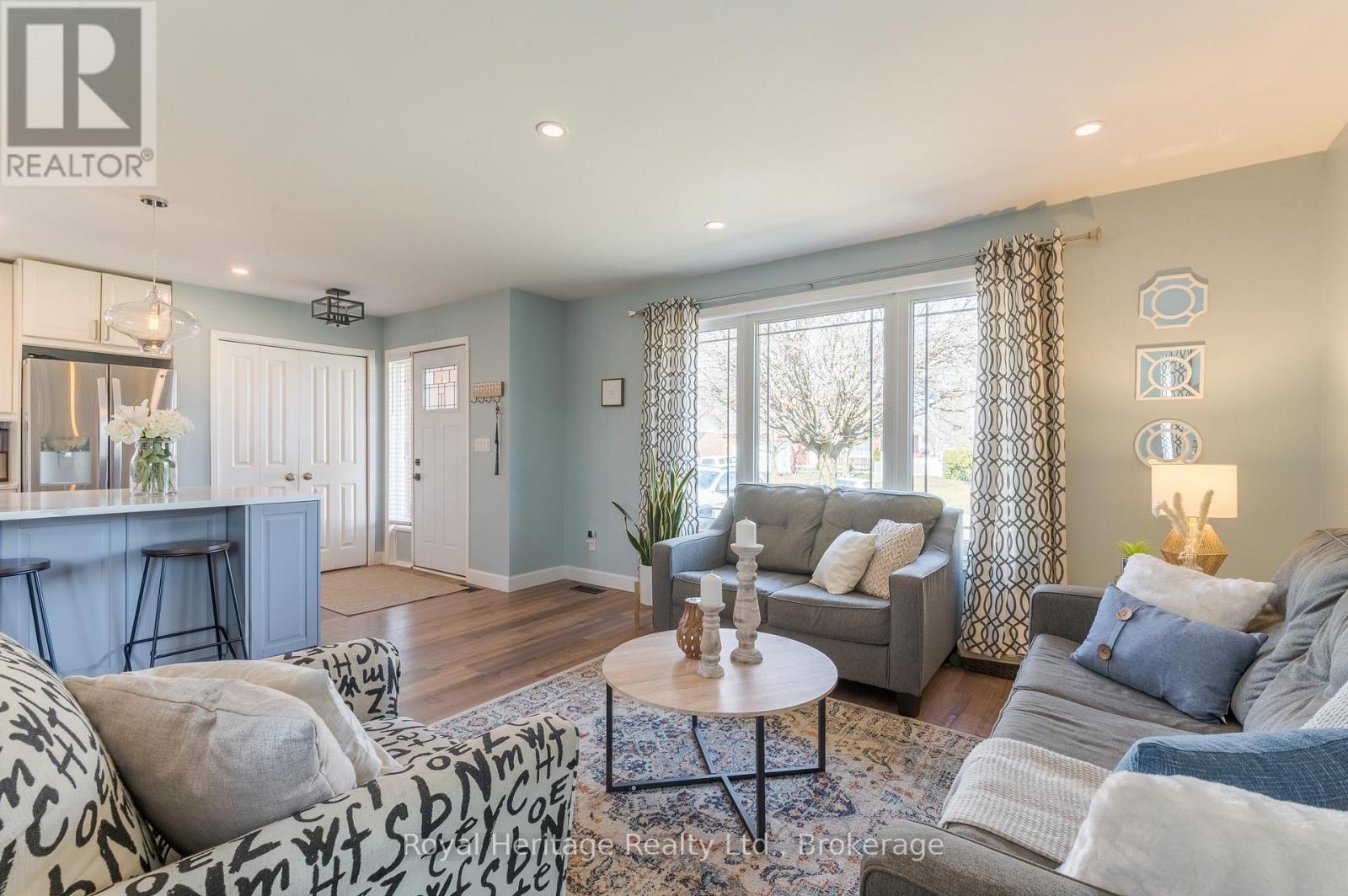 25 HEWSON DRIVE - 13