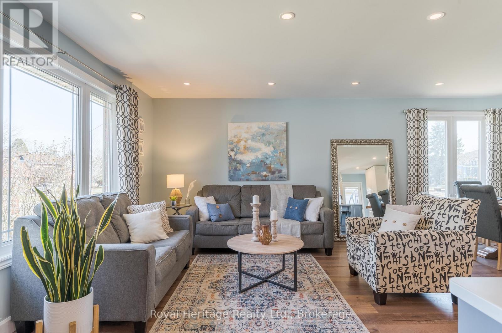 25 HEWSON DRIVE - 15
