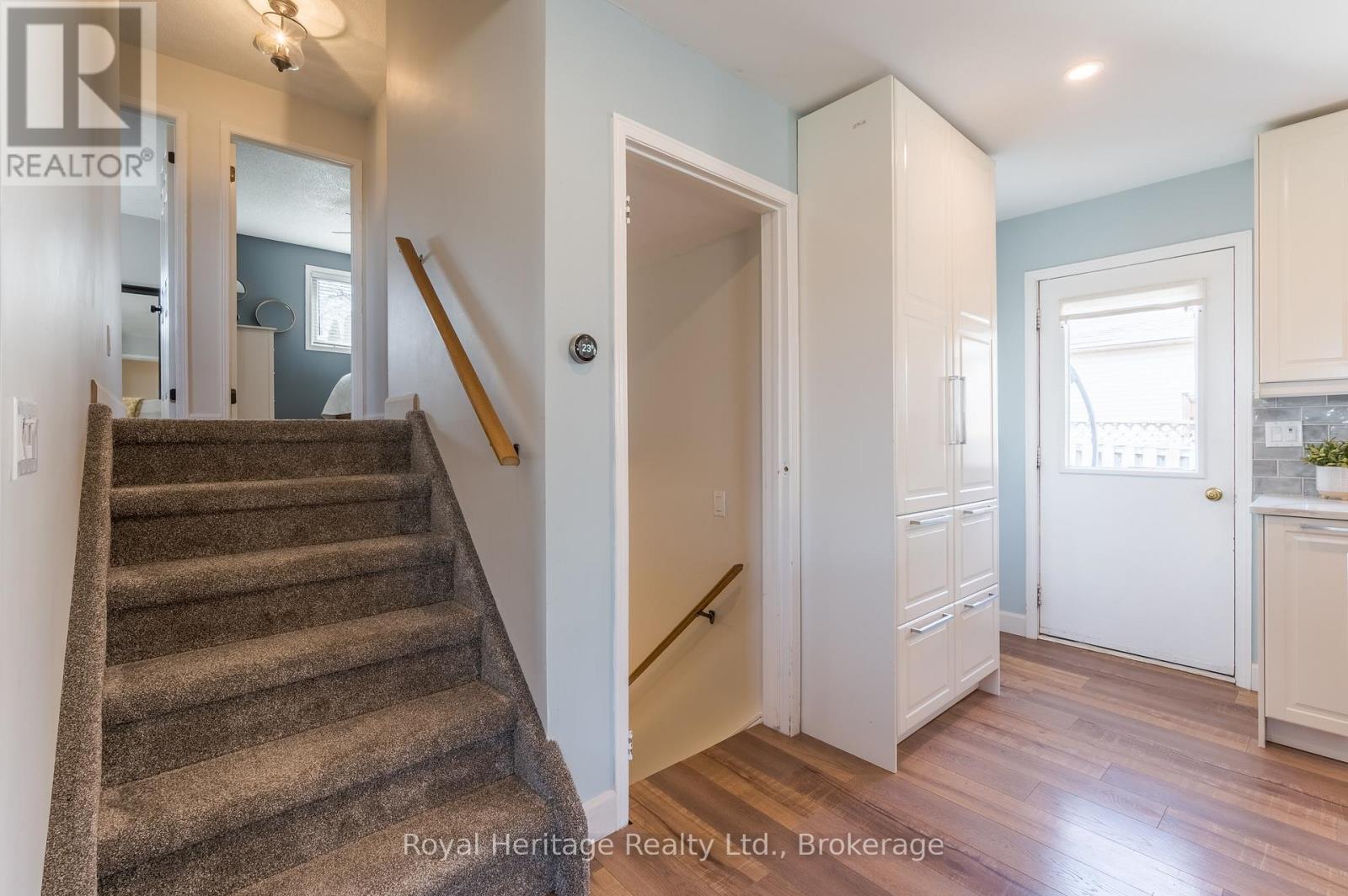 25 HEWSON DRIVE - 19
