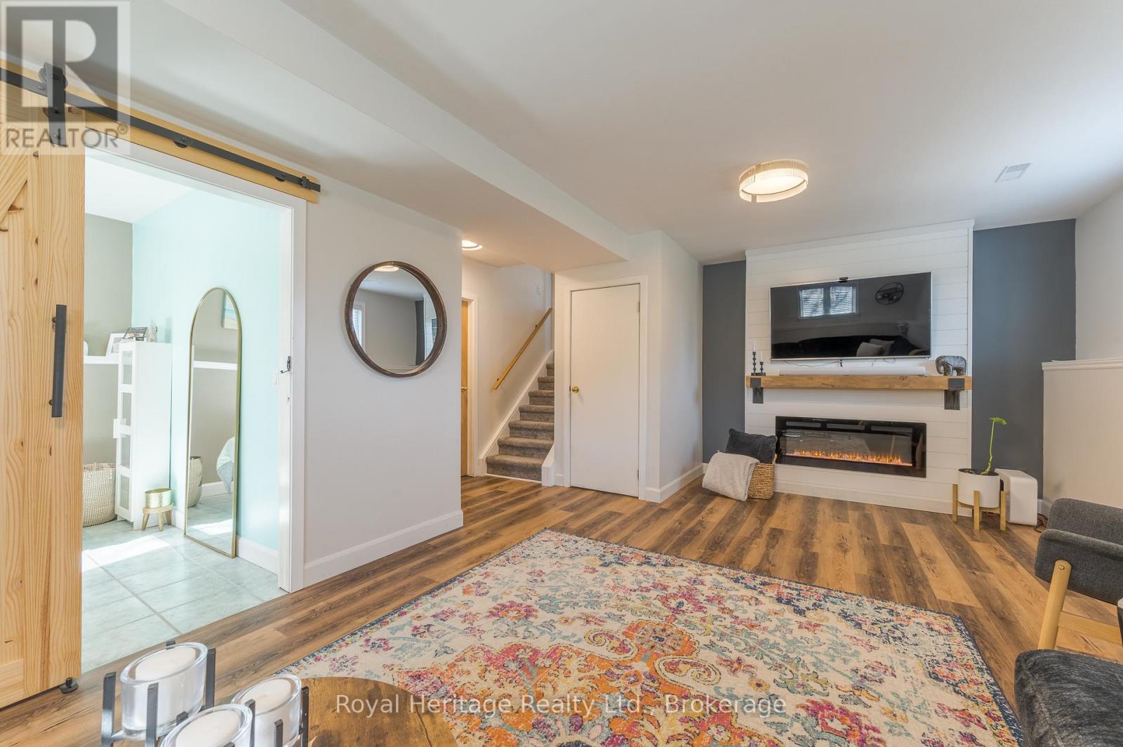 25 HEWSON DRIVE - 31