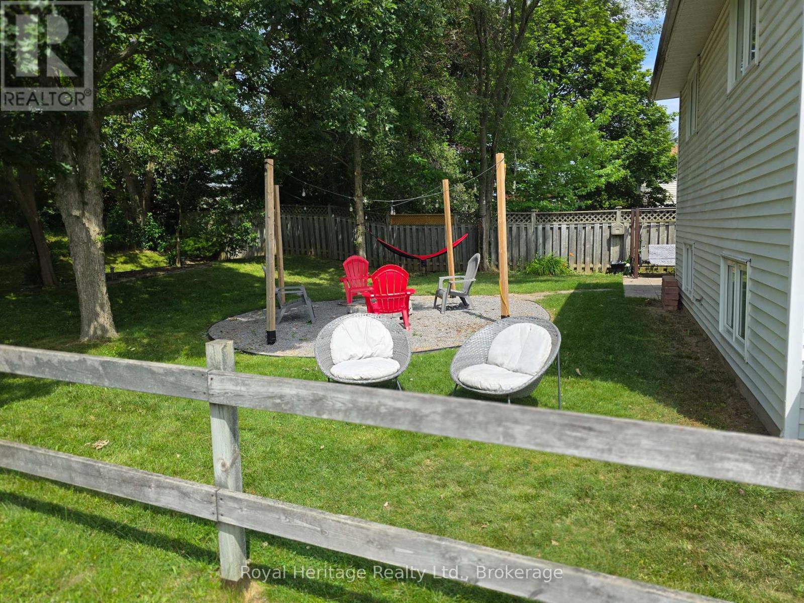 25 HEWSON DRIVE - 43