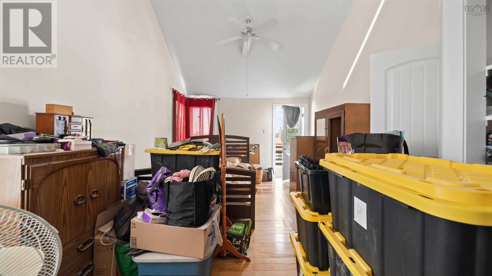 10 Fader Street - 18