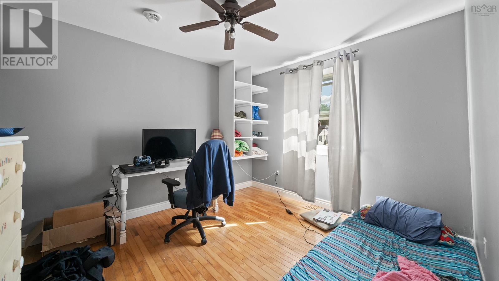 10 Fader Street - 22