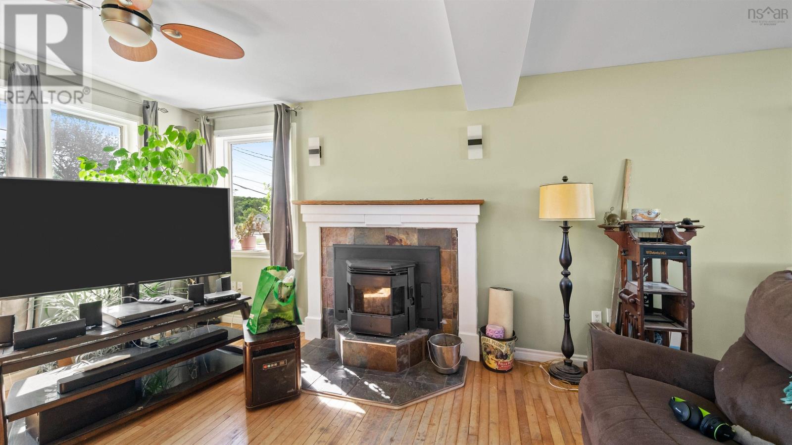 10 Fader Street - 31