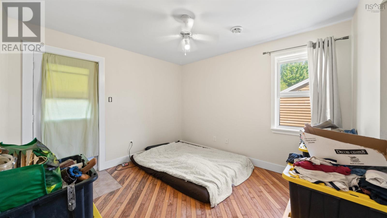 10 Fader Street - 20