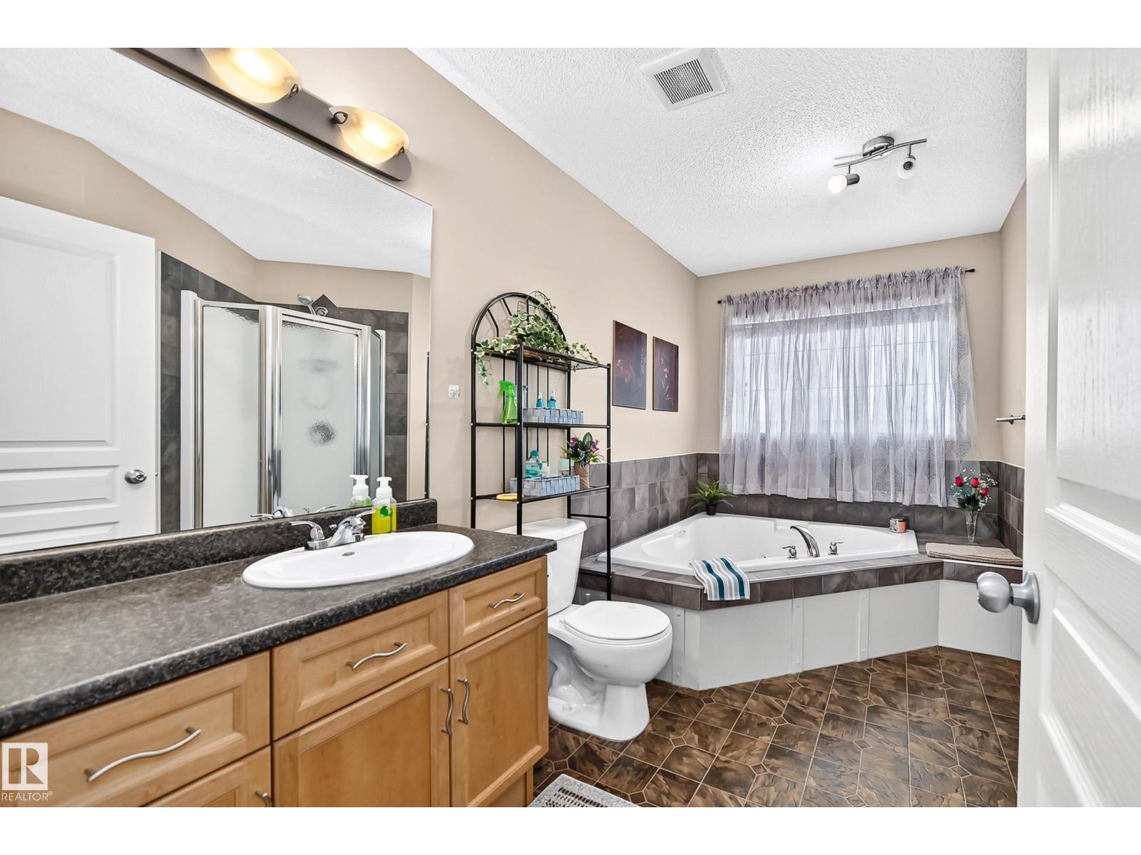 8507 179 AV NW — photo 32