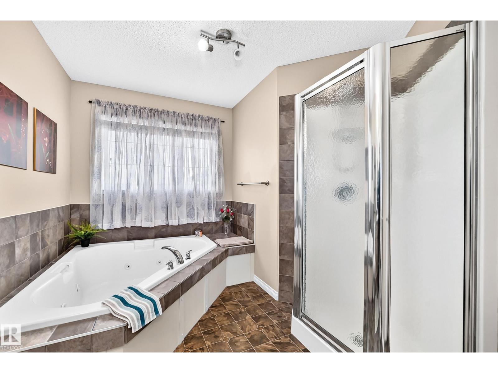 8507 179 AV NW — photo 33