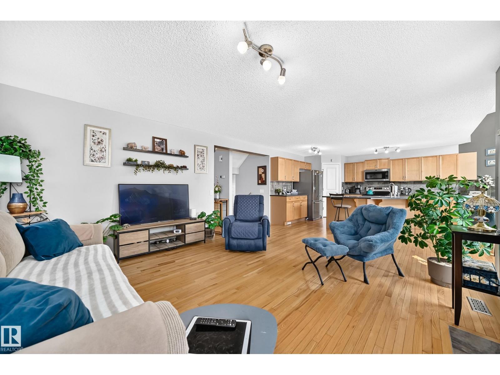 8507 179 AV NW — photo 8
