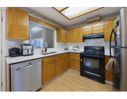 15299 93a Avenue, Surrey, BC V3R0E6 Photo 14