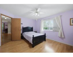 15299 93a Avenue, Surrey, BC V3R0E6 Photo 18
