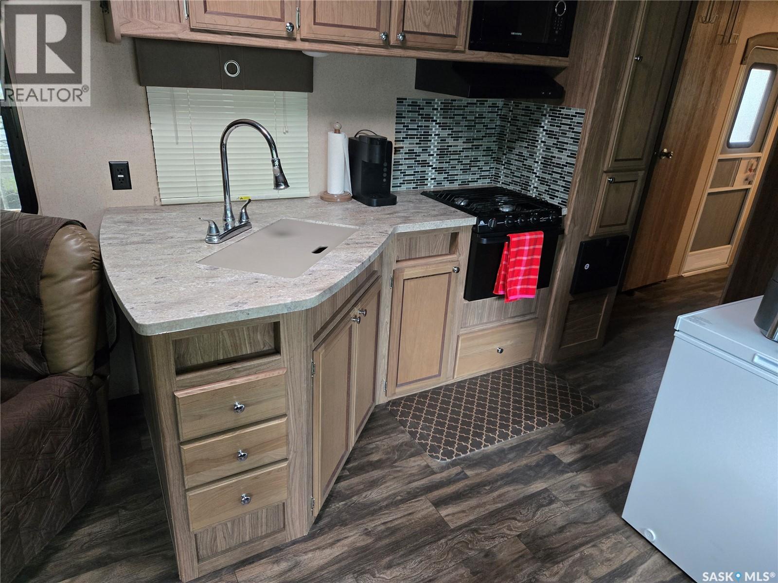 320 fairway DRIVE — photo 11