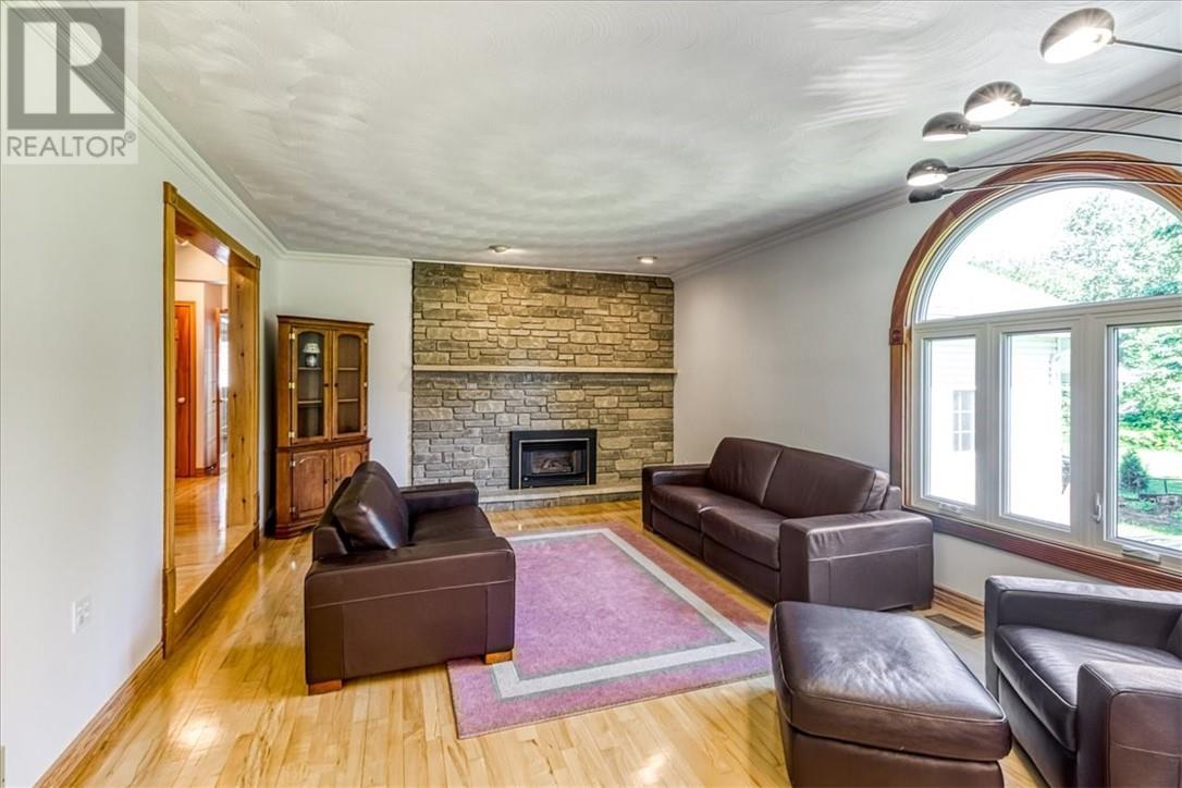 3020 Main Street - Image 17