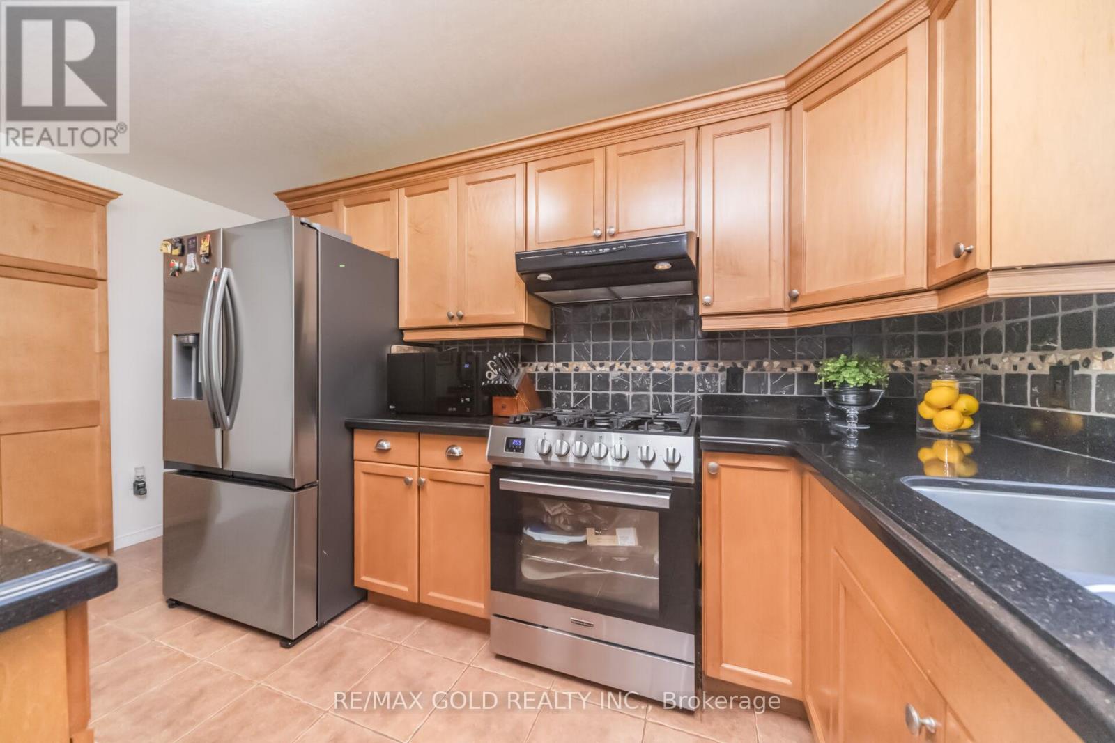 15252 CHINGUACOUSY ROAD - 9