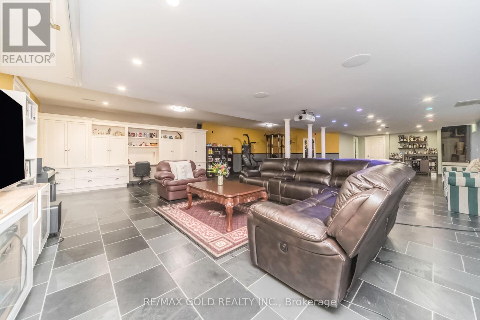15252 CHINGUACOUSY ROAD - 28