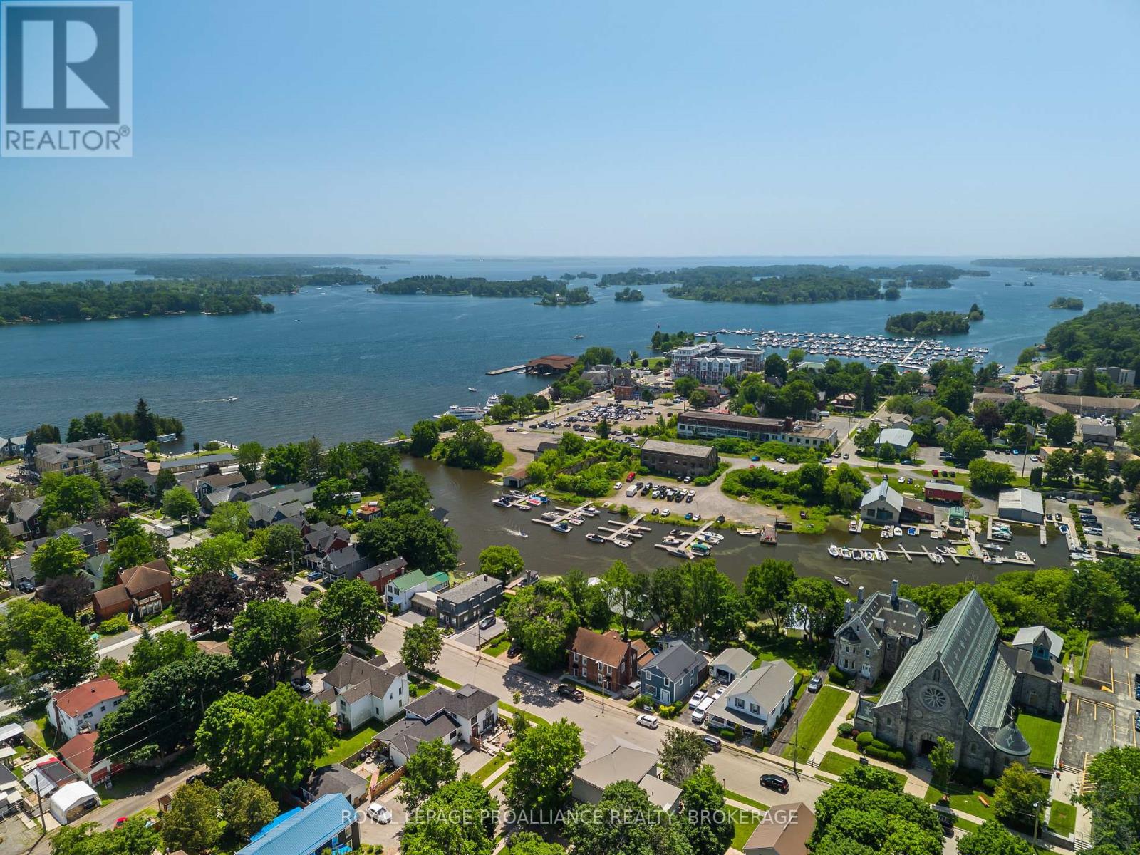 370 STONE STREET S - Image 14
