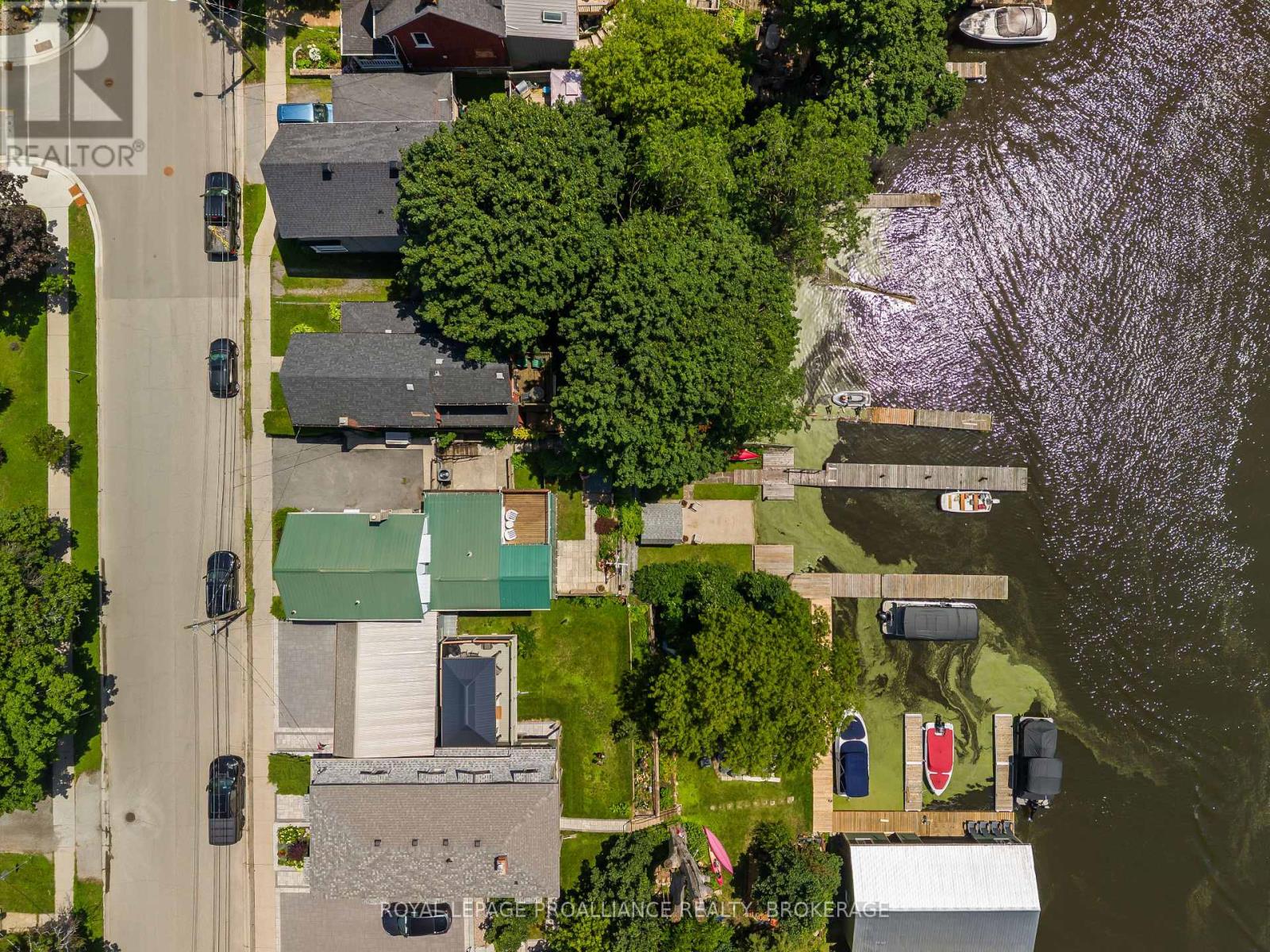 370 STONE STREET S - Image 15