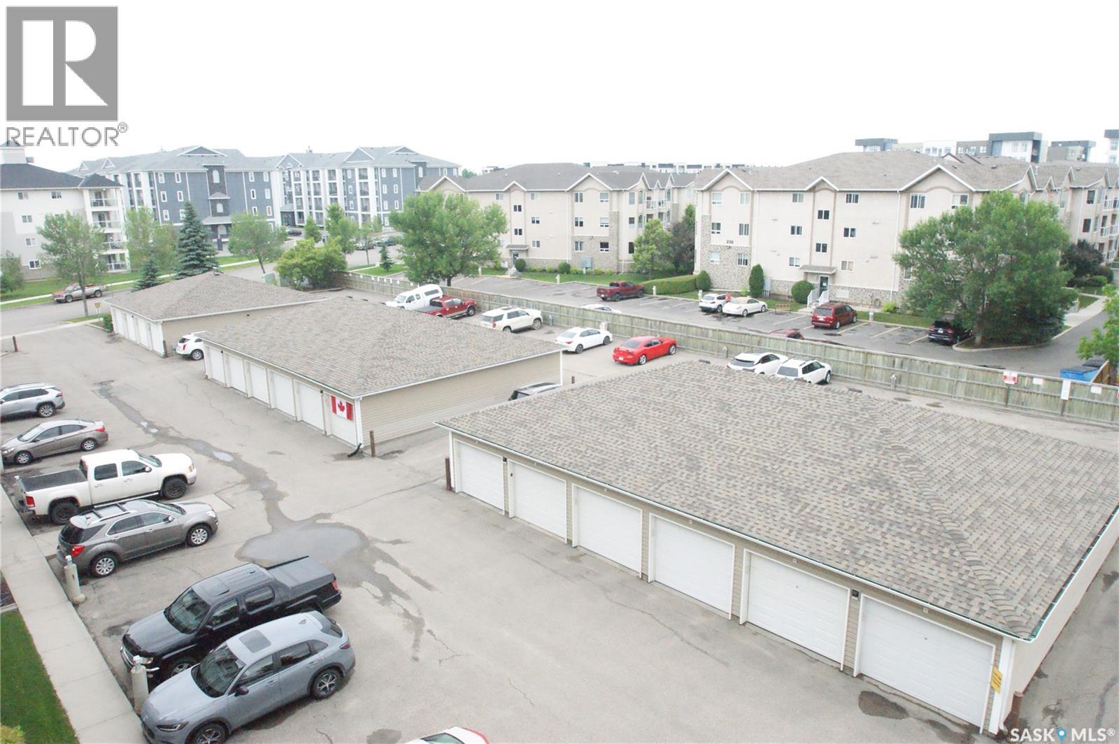 #411 302 Nelson ROAD - 16