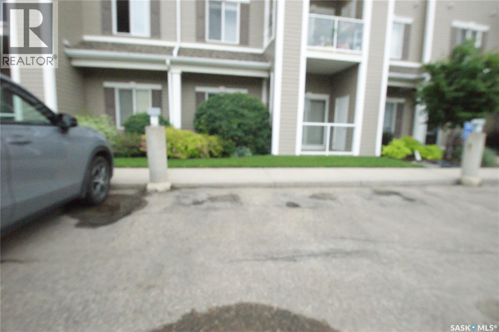 #411 302 Nelson ROAD - 18