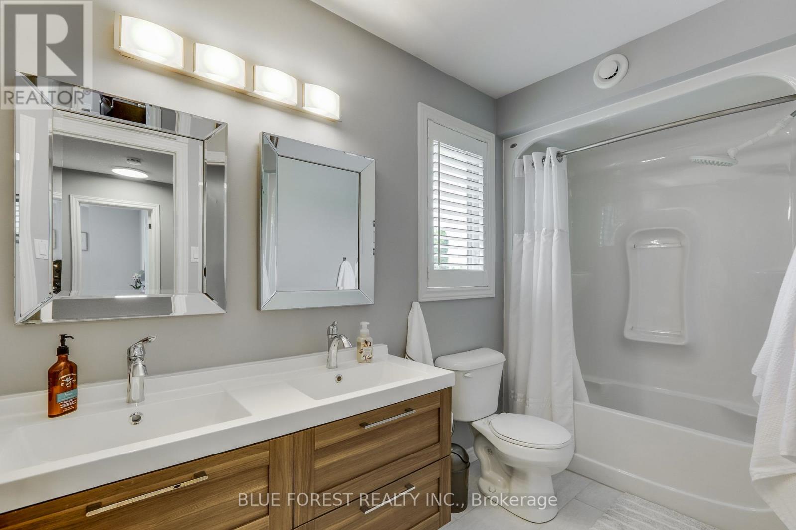 175 FOREST GROVE CRESCENT - Image 21
