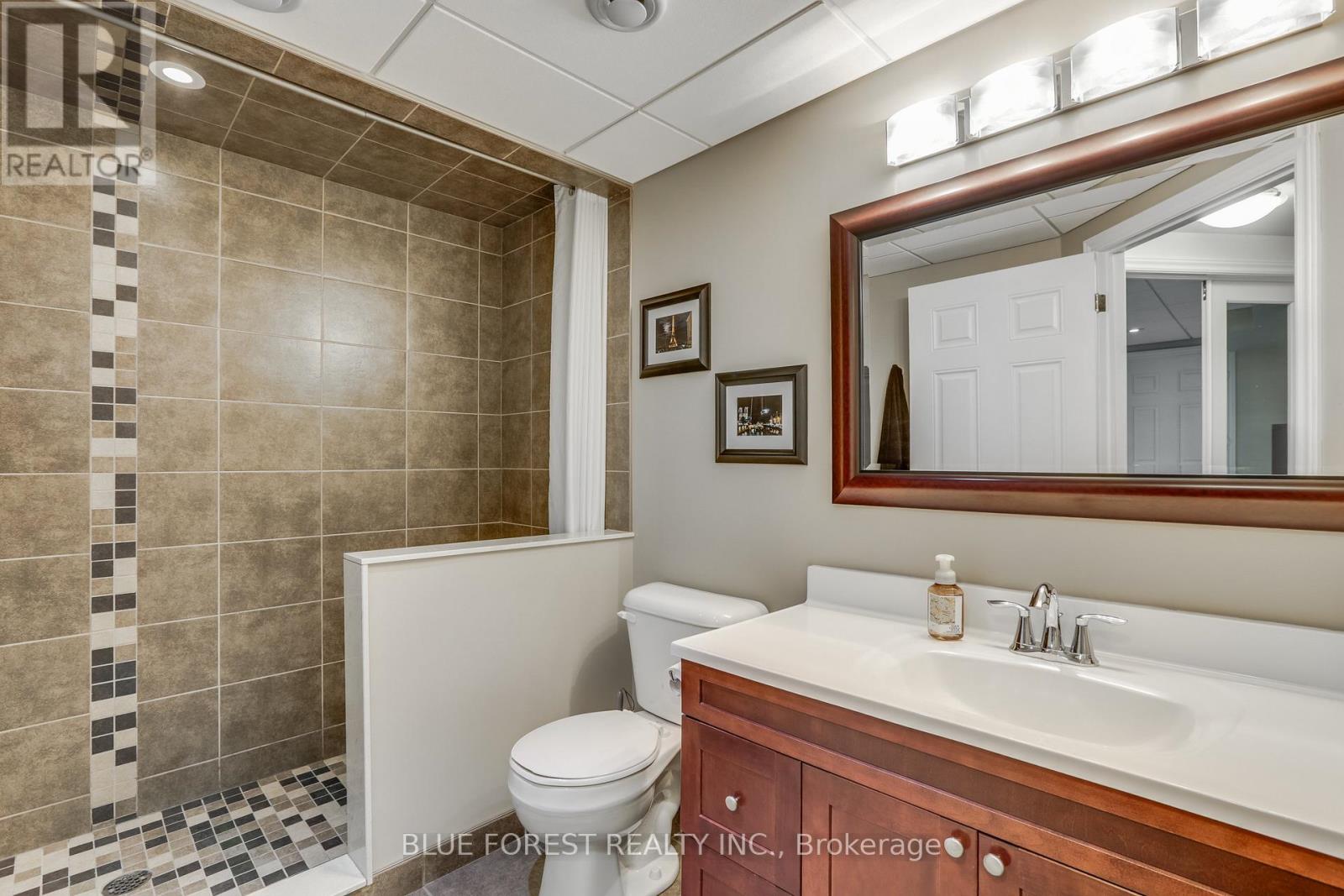 175 FOREST GROVE CRESCENT - Image 28