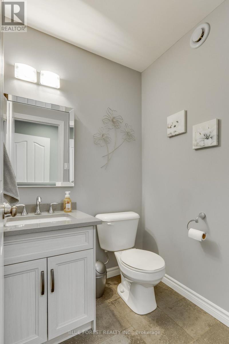 175 FOREST GROVE CRESCENT - Image 31