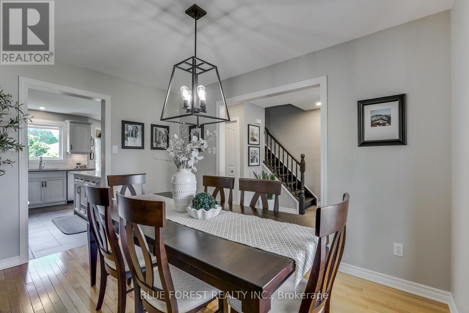 175 FOREST GROVE CRESCENT - Image 4