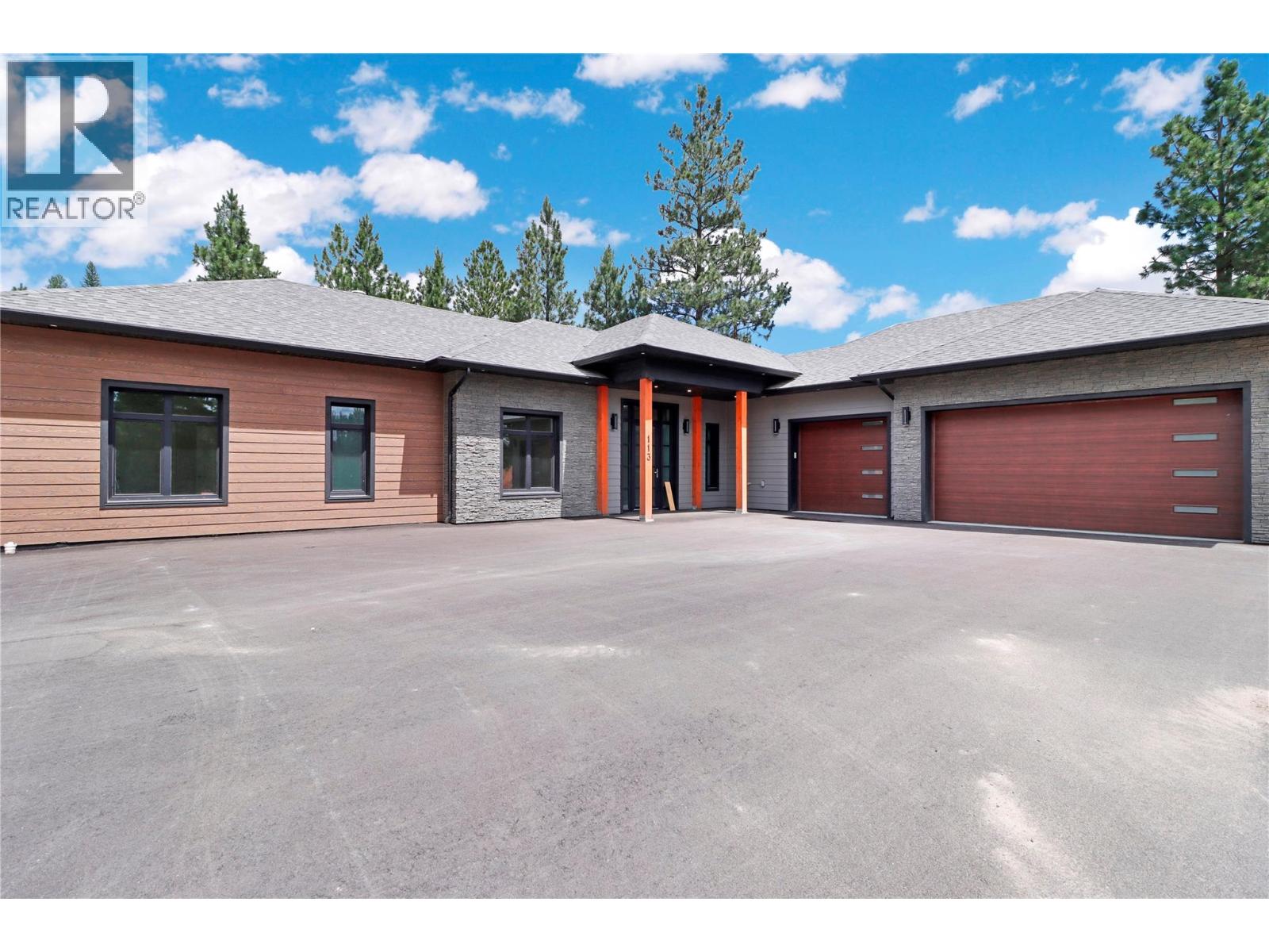 113 CORRAL Boulevard, Cranbrook