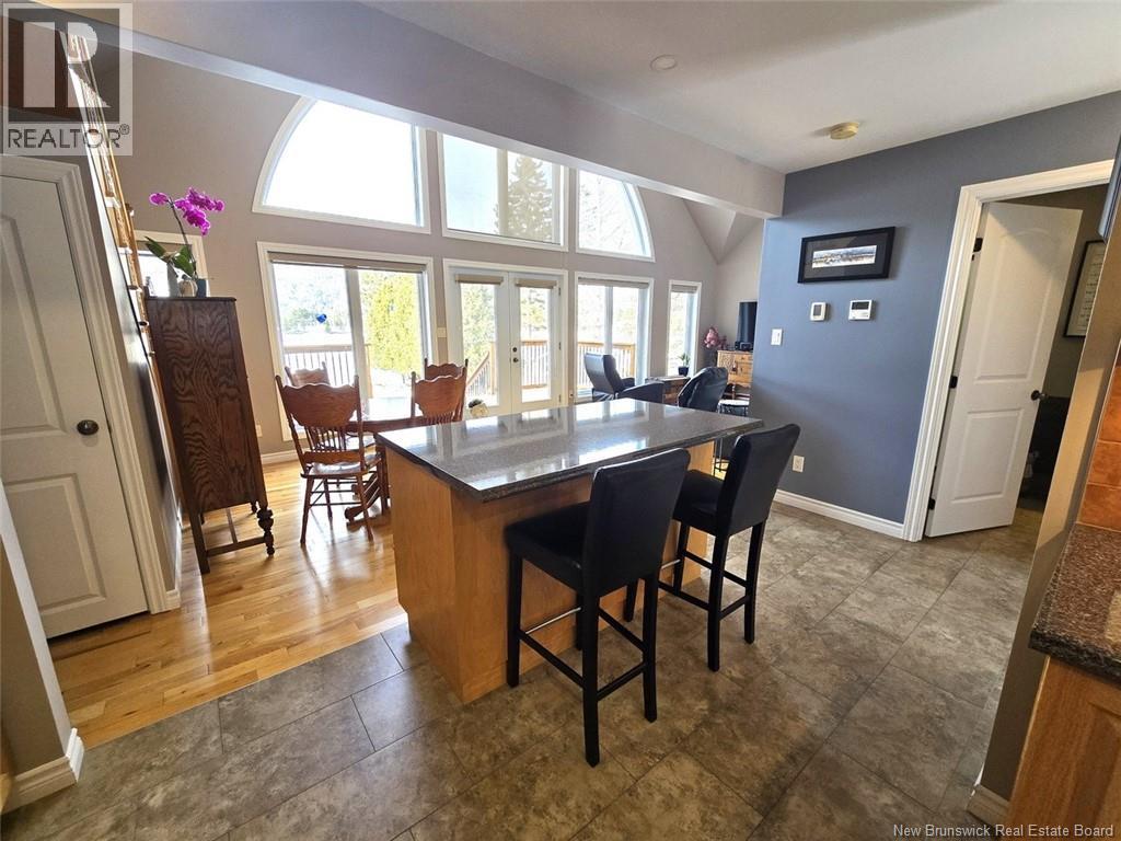 580 De L'Église Road - 8