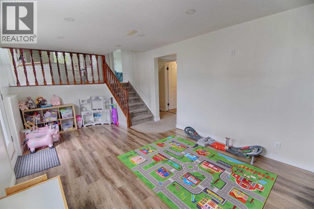 316 Alberta Avenue - 23
