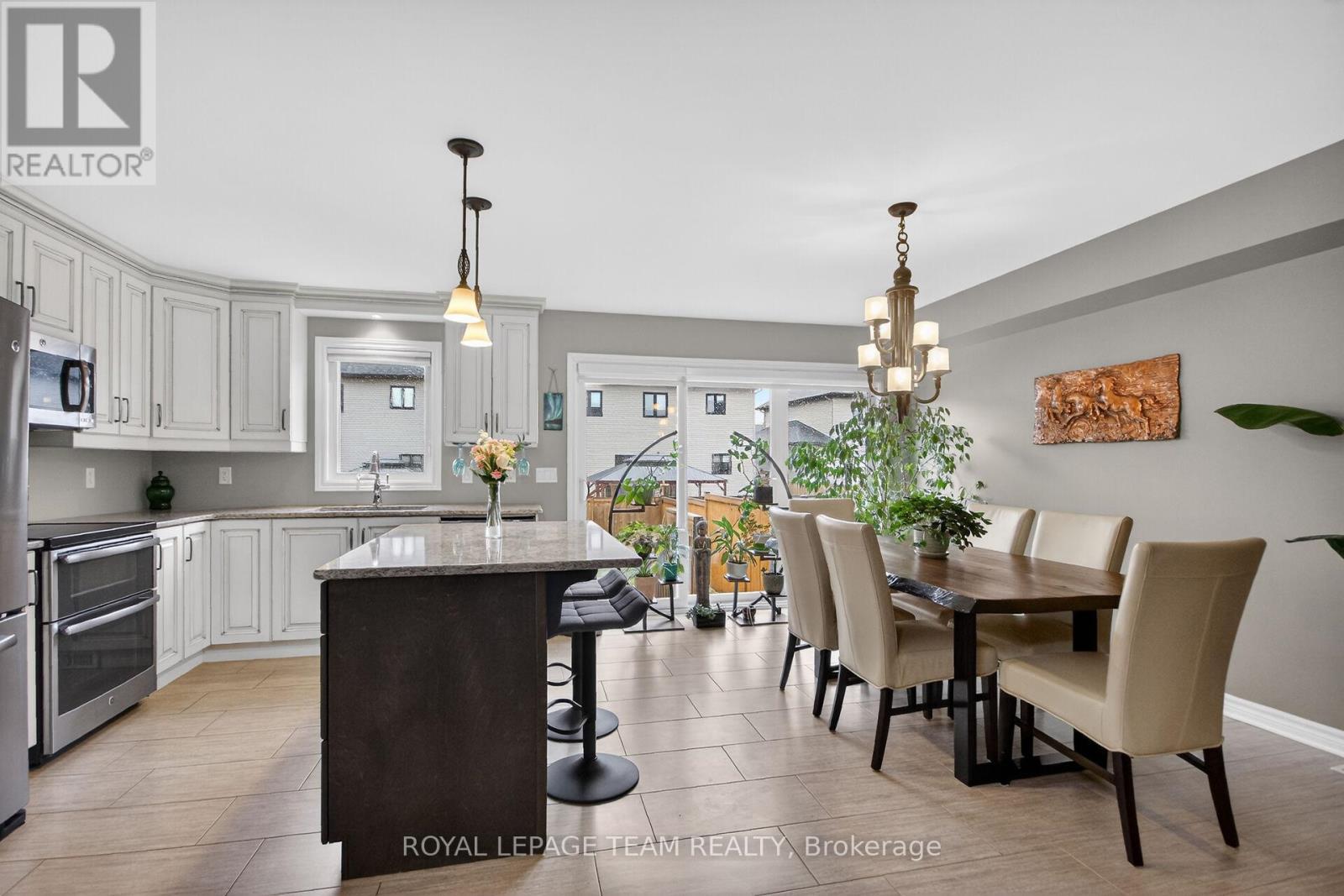3 Bed, 3 Bath House for Sale in Russell – 238 BELFORT STREET, Russell – MLS# X13518706 - Image 6