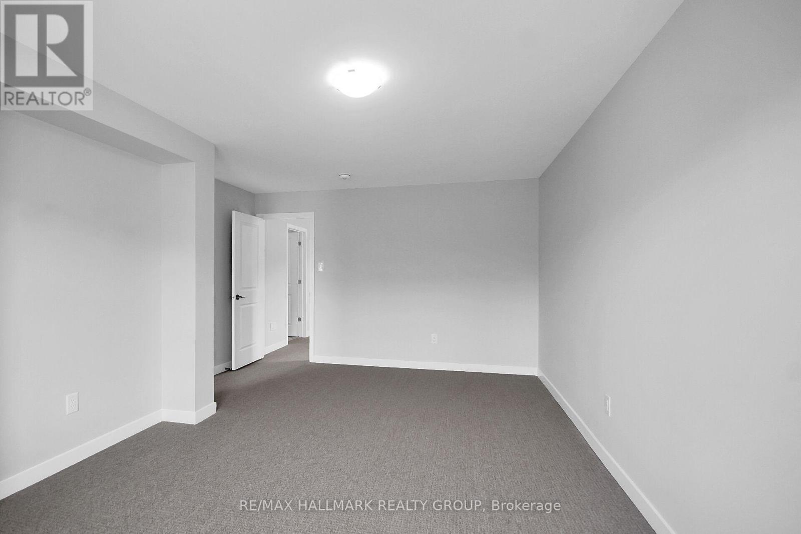 3 Bed, 3 Bath House for Rent in Ottawa – 749 NEWSTEAD CRESCENT, Ottawa – MLS# X13518716 - Image 29