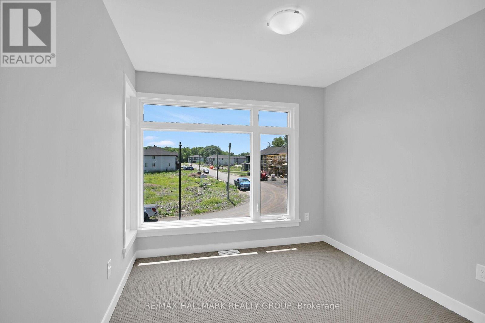 3 Bed, 3 Bath House for Rent in Ottawa – 749 NEWSTEAD CRESCENT, Ottawa – MLS# X13518716 - Image 37